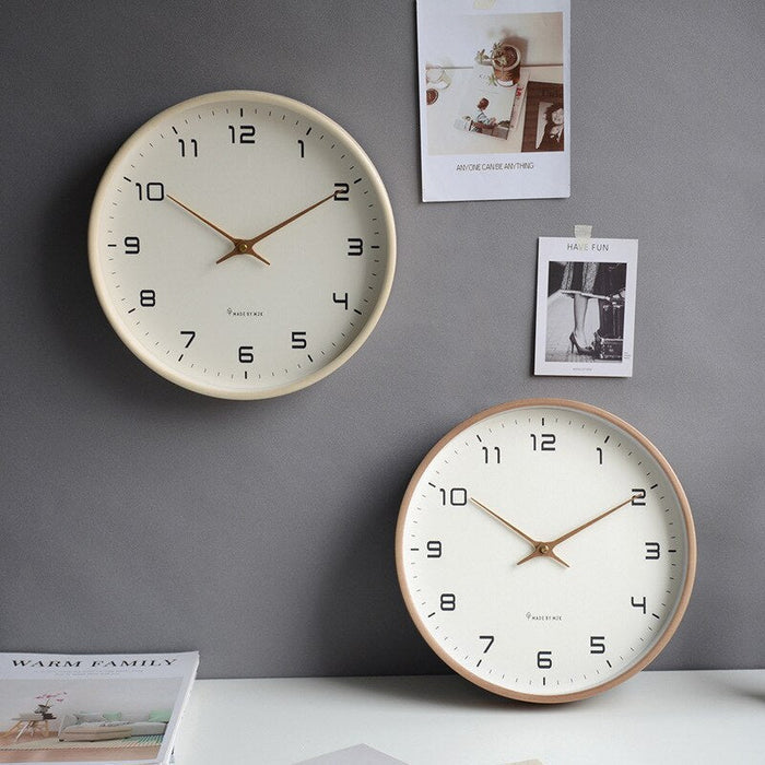 Nordische Holzwanduhr – Minimalistische Wanduhr aus Naturholz im skandinavischen Design