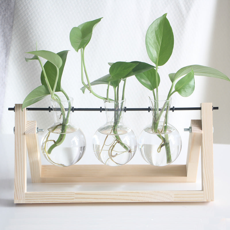 Glasvase im Vintage-Design