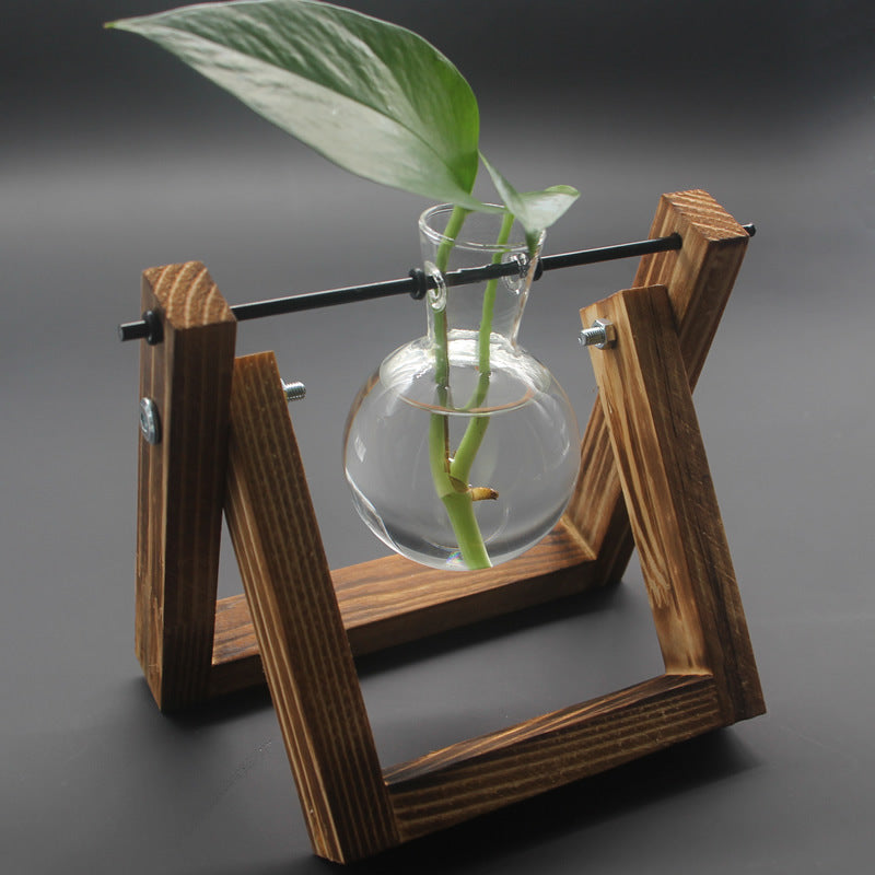 Glasvase im Vintage-Design