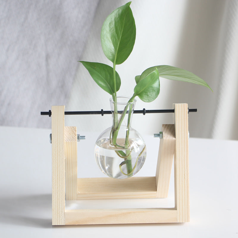 Glasvase im Vintage-Design