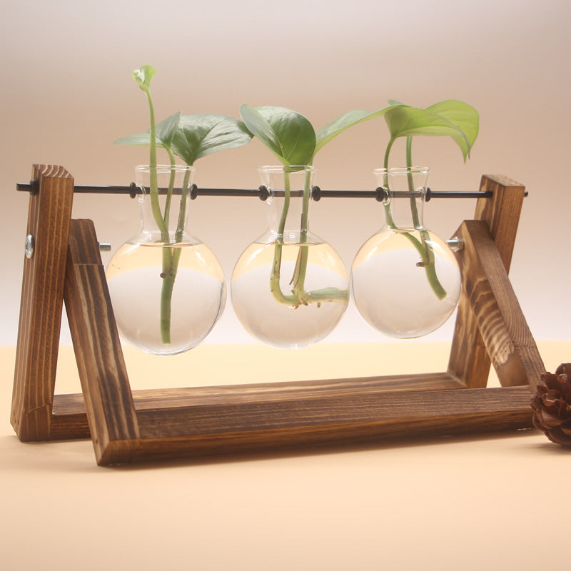 Glasvase im Vintage-Design
