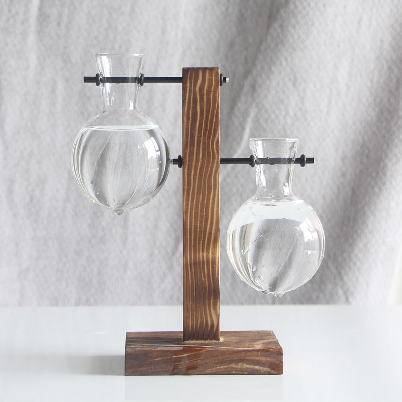 Glasvase im Vintage-Design
