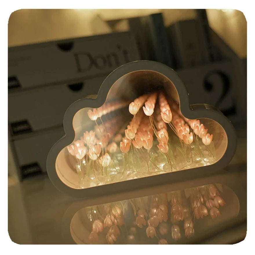 Unendliche Tulpenlampe – LED Deko-Licht mit Spiegel-Effekt & Blumen-Design für stilvolle Räume