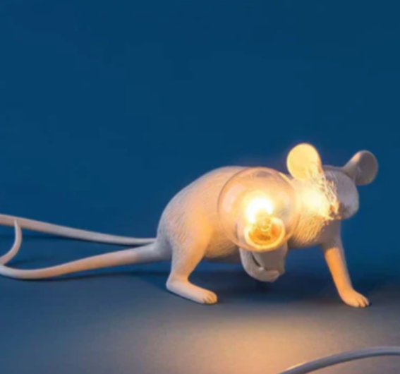 Maus-Tischlampe mit LED – Dekorative Tierlampe als origineller Wohnaccessoire-Blickfang