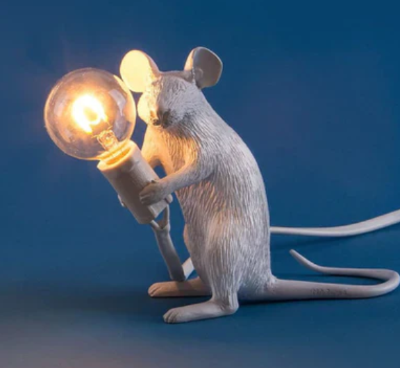 Maus-Tischlampe mit LED – Dekorative Tierlampe als origineller Wohnaccessoire-Blickfang