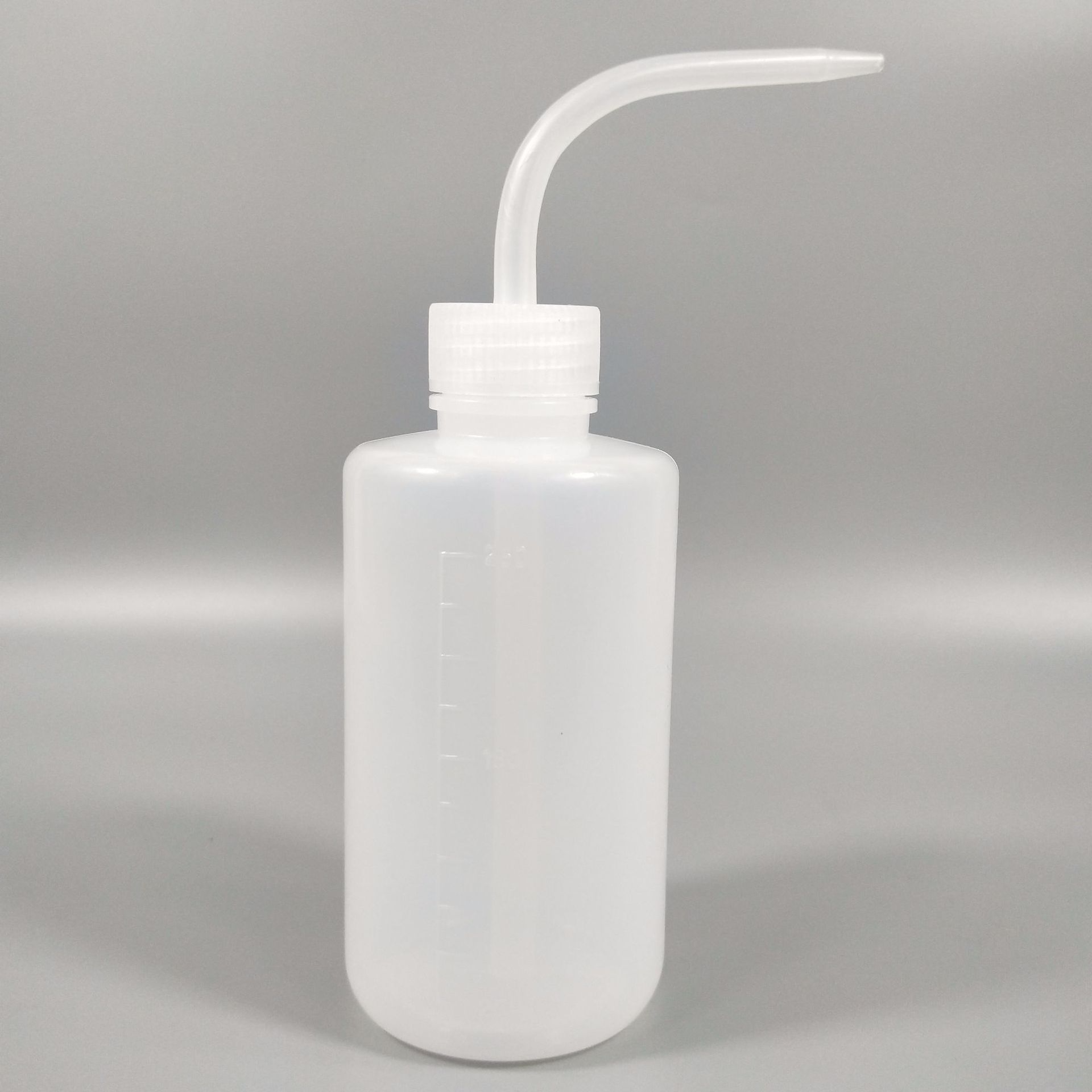 Squeeze-Gießflasche 500ml – Präzise Dosierung & Gießen - Detailansicht 12 | BEST-AMBIENCE