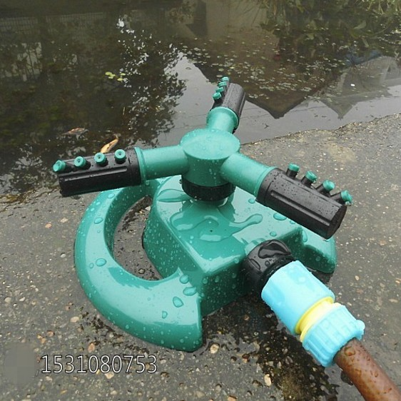 Rasensprinkler 360° – Verstellbare Gartenbewässerung – Detailansicht 5 | BEST-AMBIENCE