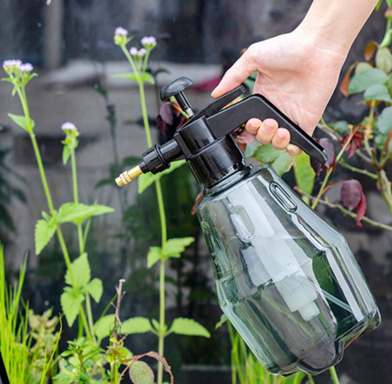 Manuelle Drucksprühflasche für Garten & Pflanzen – Detailansicht 2 | BEST-AMBIENCE