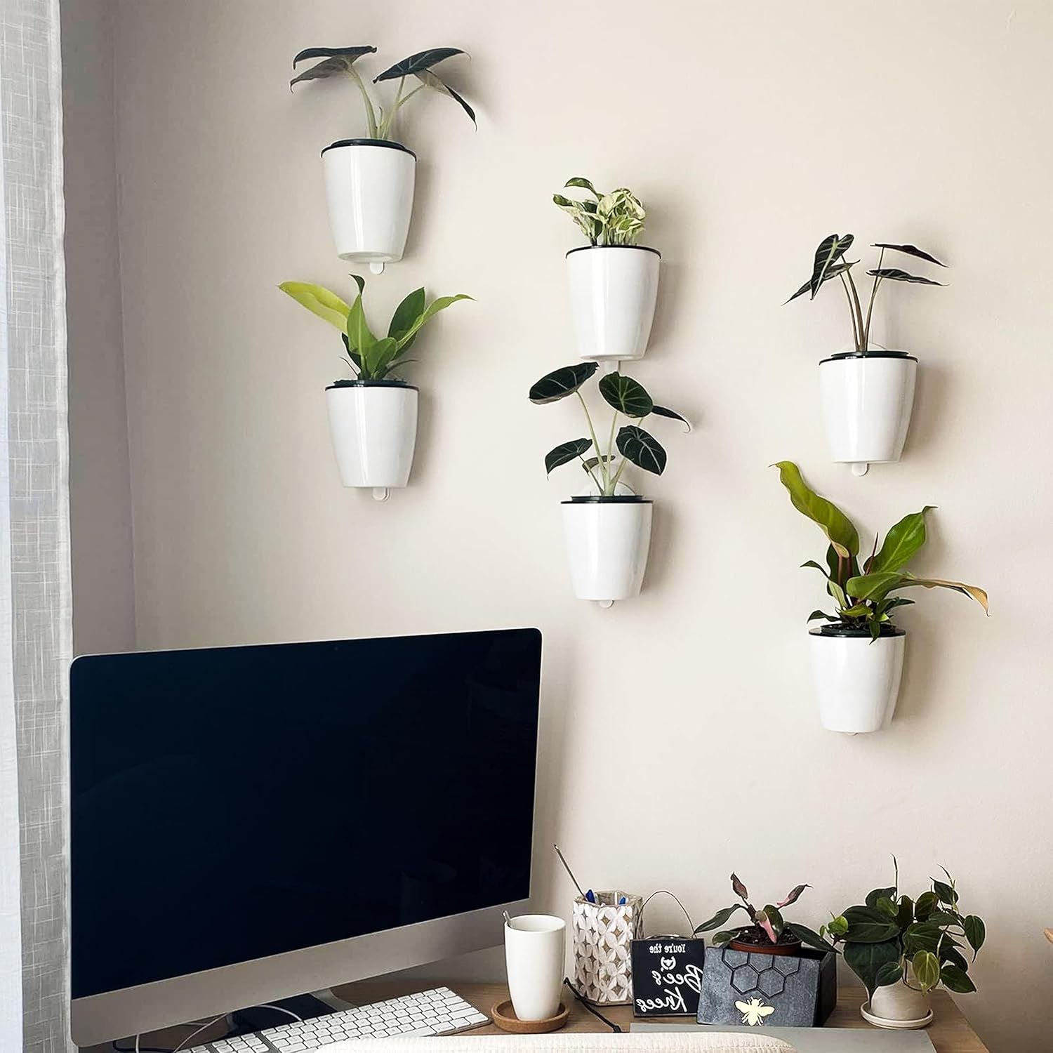 Hängender Blumentopf mit Selbstbewässerung & Wandhalter – Detailansicht 5 | BEST-AMBIENCE