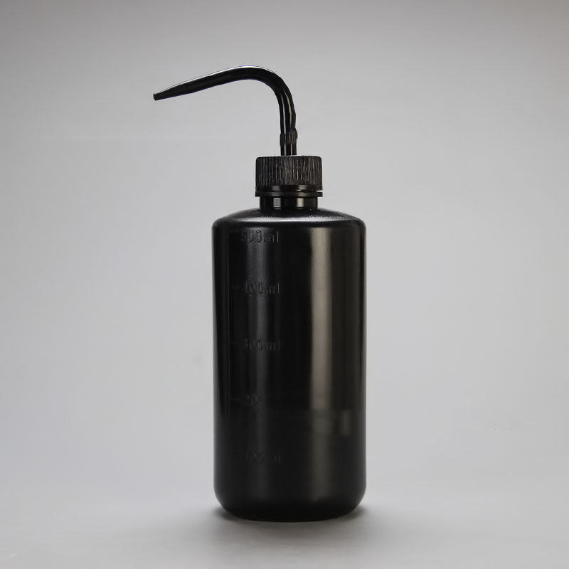 Squeeze-Gießflasche 500ml – Präzise Dosierung & Gießen - Detailansicht 10 | BEST-AMBIENCE