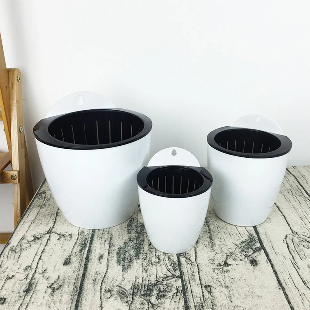Hängender Blumentopf mit Selbstbewässerung & Wandhalter – Detailansicht 8 | BEST-AMBIENCE