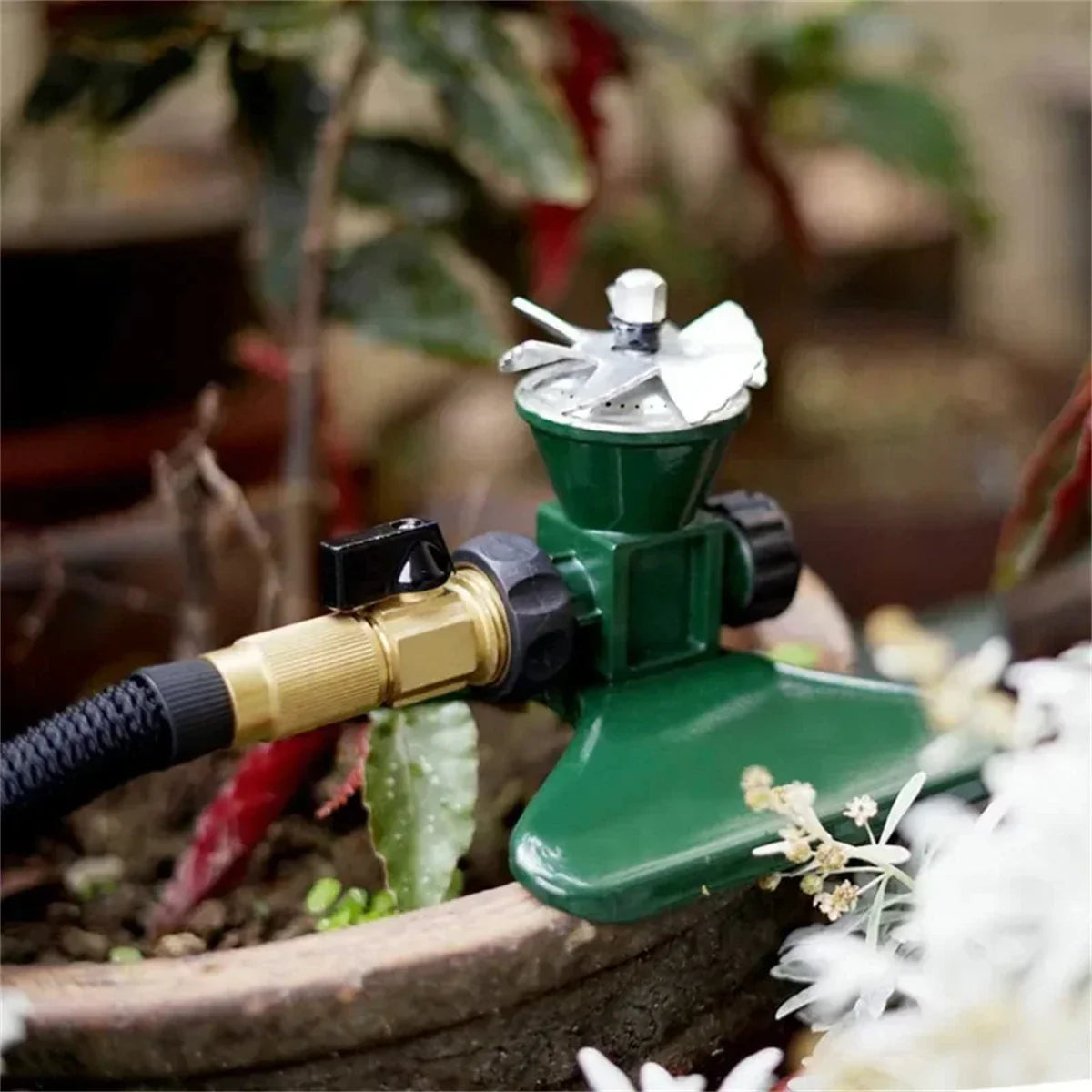 Metall Rasensprinkler 360° rotierend – Gartenbewässerung – Detailansicht 4 | BEST-AMBIENCE